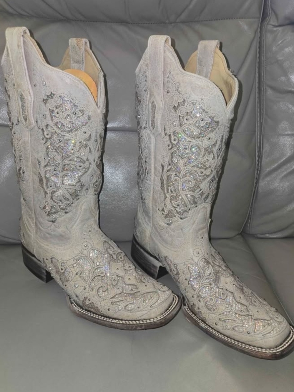 Women's Corral Square Toe White Glitter "Wedding Boots" size 10